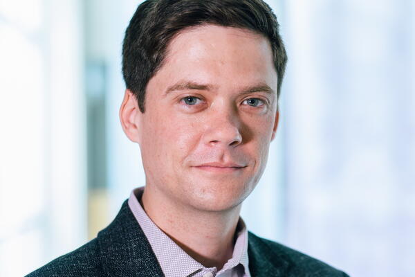 Photo: Dr. Graeme Howe headshot