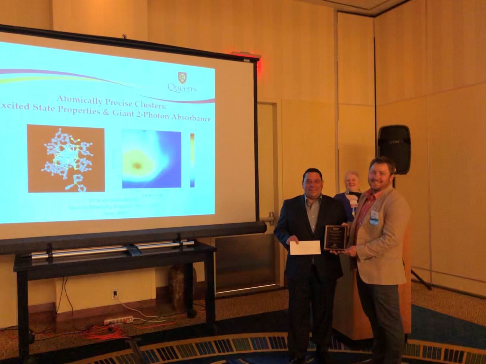 Photo: Dr. Kevin Stamplecoskie receiving the Thermo Fisher Spectroscopy Award